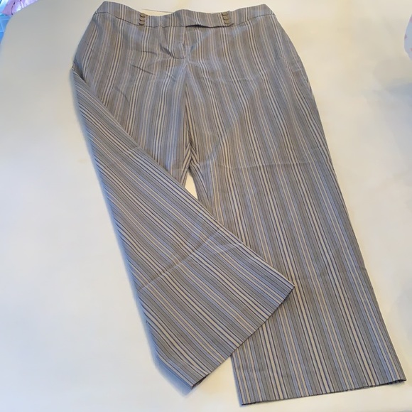 Ann Taylor Loft Vintage Pant. Size 12 - Picture 4 of 7
